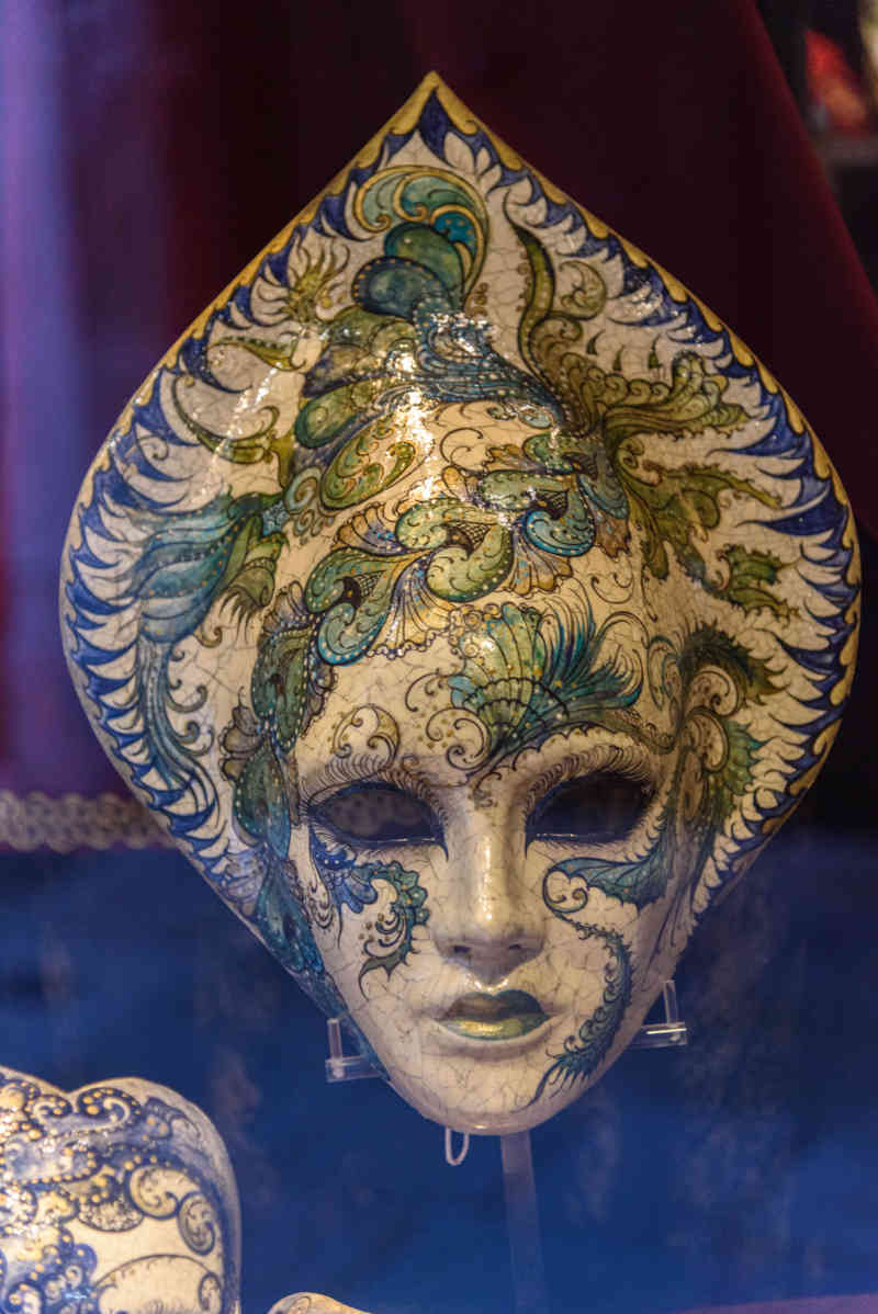 Italia - Venecia 334 - máscara veneciana.jpg